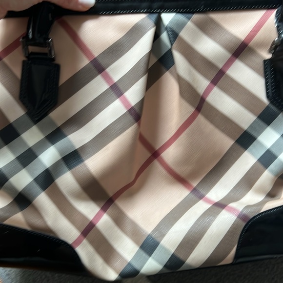 Large Burberry Tote - Picture 13 of 13